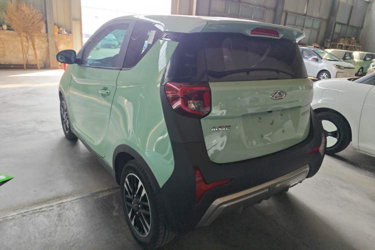 Used Chery Little Ant 2022 Revised Version Sweet Pink Edition Half-Sugar Version Lithium Iron Phosphate 30.7 kWh 30 kW 301 km Rear Left 45 Deg