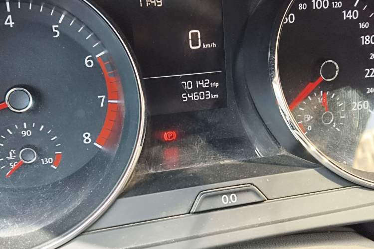 Used Volkswagen Lamando 2015 230TSI Manual Trend Edition
