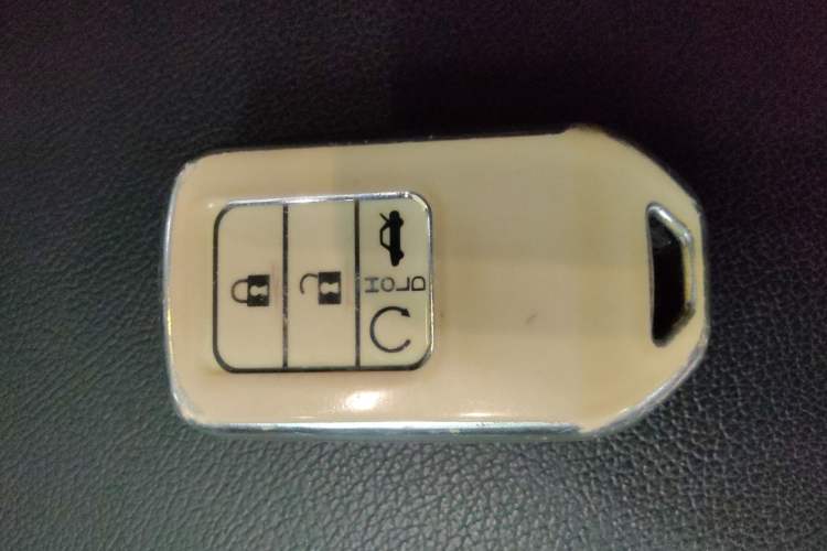 Used Honda Inspire 2019 260TURBO Elegant Edition China VI Emission Standard Vehicle Key