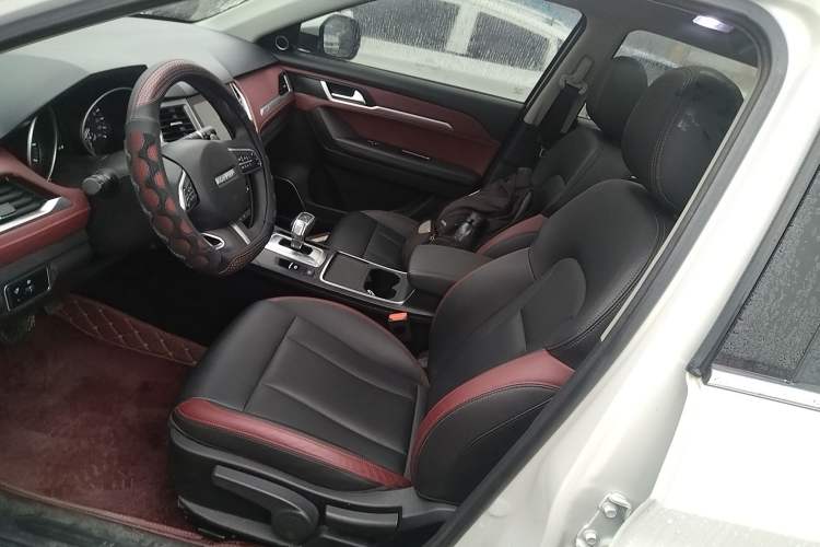 Used Haval H6 Coupe 2021 Smart Connect Version 1.5T Automatic Two-Wheel Drive Elite Model
