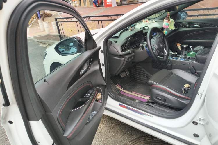 Used Buick Regal 2020 GS 28T Elite Model