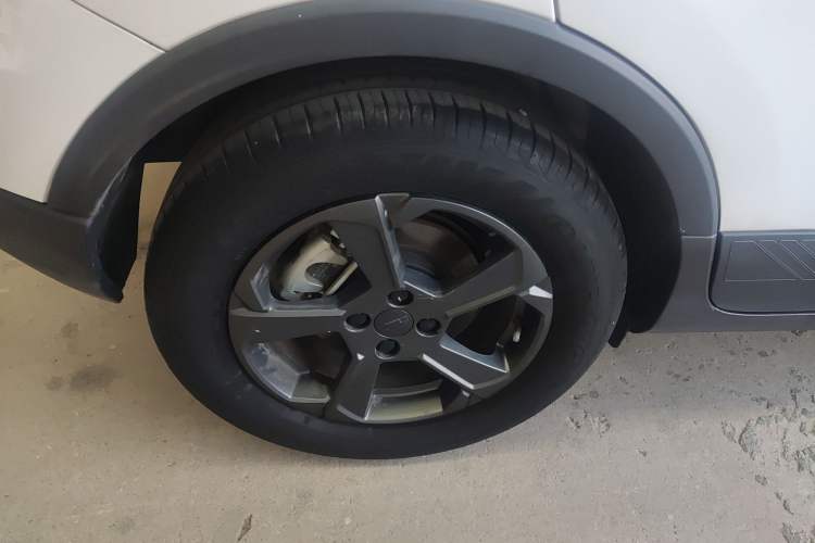 Used Geometry E Firefly 2023 320KM Cute & Handsome Tiger 5 Seats
