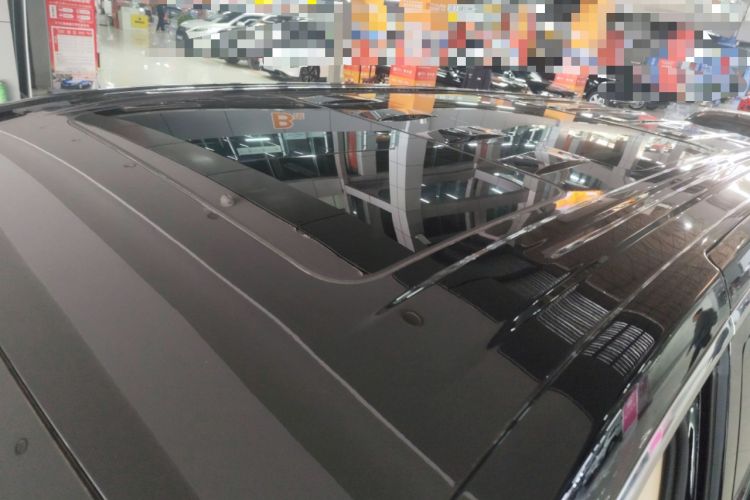 Used VOYAH Dream 2025 PHEV Four-Wheel-Drive Flagship Kunpeng Edition
