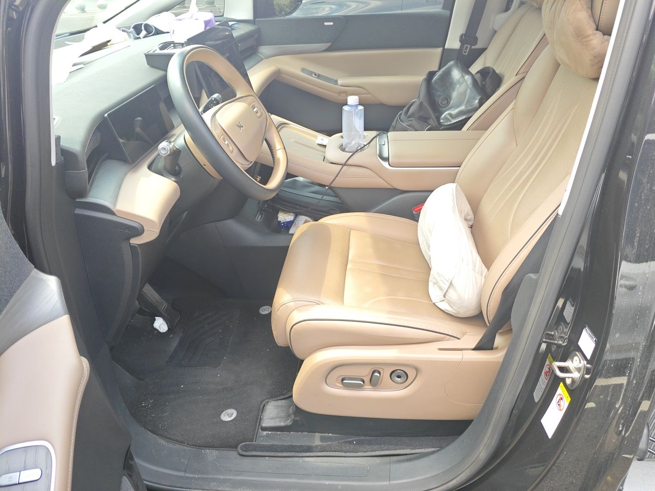 XPeng X9 2024 640 All-Wheel Drive High-Performance Max — снимка 15