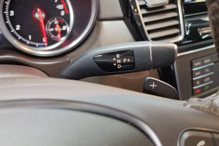 Used Mercedes-Benz GLE 2018 GLE 320 4MATIC Dynamic Edition Collector's Edition Gear Lever