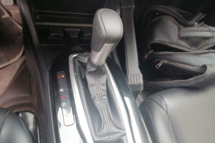 Used Honda Envix 2022 180TURBO CVT Comfort Version Gear Lever