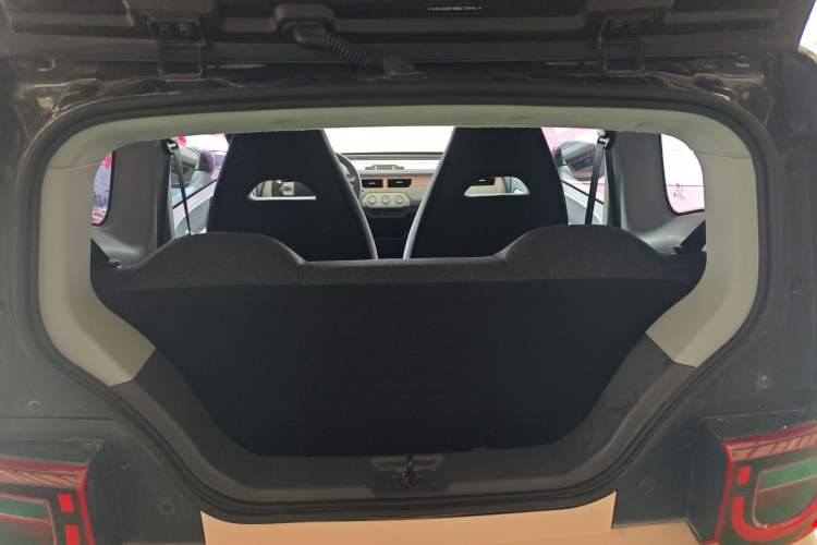 Used Chery QQ Ice Cream 2022 120km Conical Shape Lithium Iron Phosphate