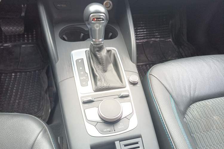 Used Audi A3 2020 Limousine 35 TFSI Fashion Edition China VI Emission Standard