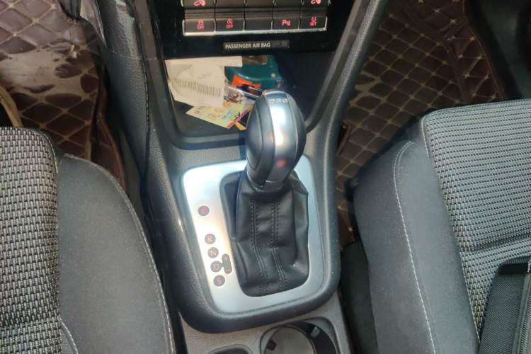 Used Volkswagen Sharan 2018 380TSI Comfort Edition 7-Seater Gear Lever