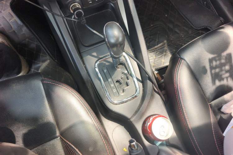 Used CHANGAN CS35 2015 1.6L Automatic Luxury Model China IV Standard
