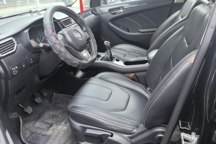 Used Dongfeng Fengon 580 2016 1.5T Manual Luxury Edition