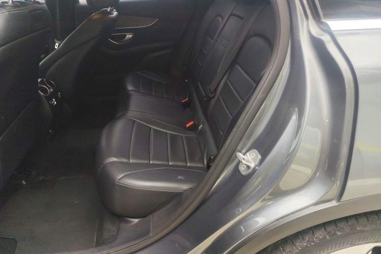 Used Mercedes-Benz GLC 2019 GLC 300 L 4MATIC Dynamic Model Left Rear Seat