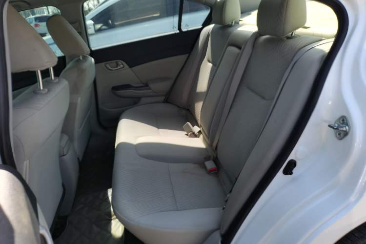 Used Honda Civic 2014 1.8L automatic comfort version
