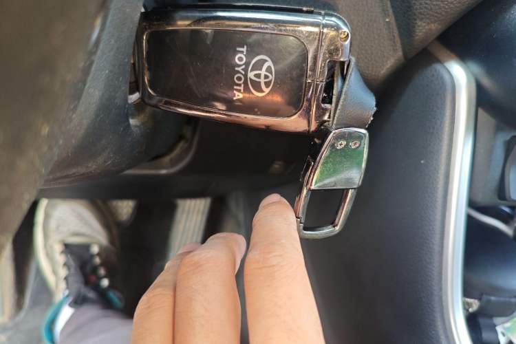 Used Toyota Wildlander 2023 2.0L CVT Two-Wheel Drive Leading Edition
