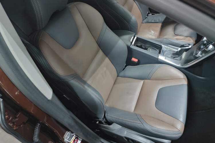 Used Volvo XC60 2015 T5 AWD Zhiyuan Edition