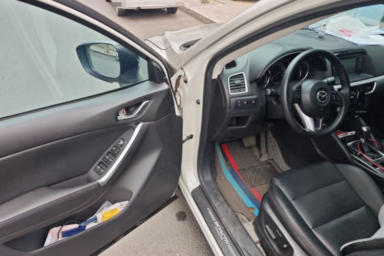 Used Mazda CX-5 2015 2.0L Automatic 4x4 Luxury Edition Driver Seat