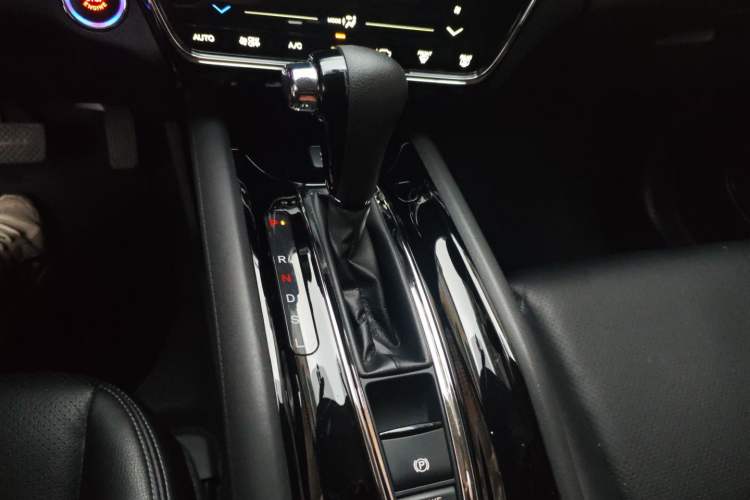 Used Honda Vezel 2020 220 TURBO CVT Elite Edition