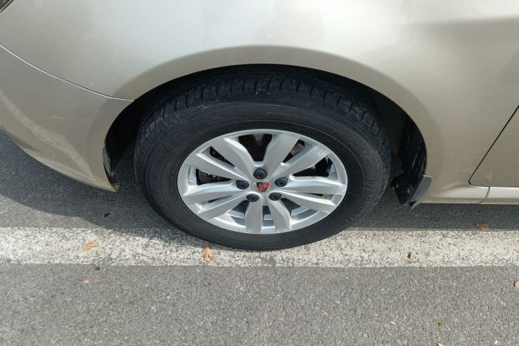 Used Roewe 350 2014 1.5L Manual Xunchi Edition Left Front Wheel Hub