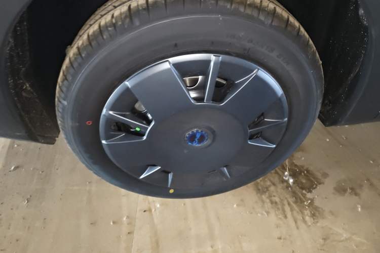 Used BYD Seagull 2025 Intelligent Driving Version 305 km Dynamic Edition Right Rear Wheel Hub