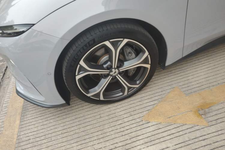 Used Nio ET5T 2024 75kWh Touring Exterior 4