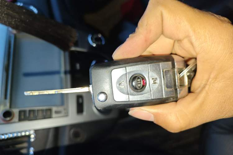 Used Kia Forte 2014 1.6L MT GLS