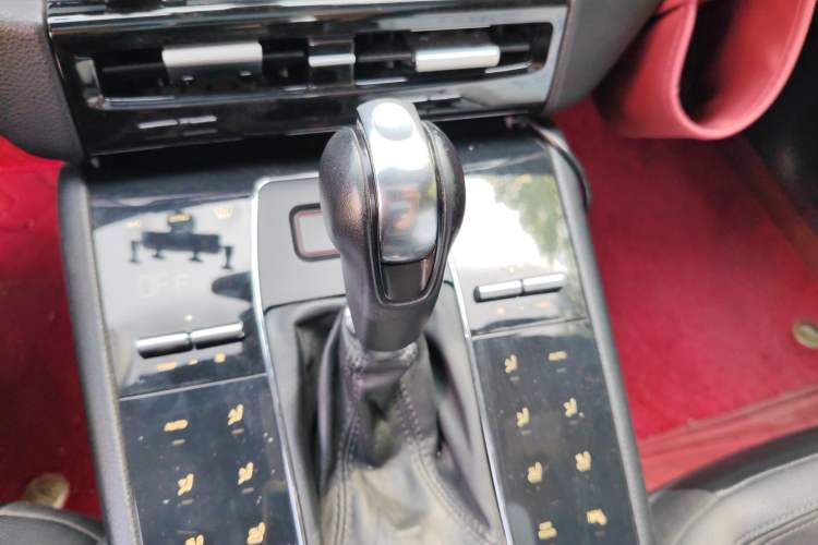 Used Porsche Macan 2014 Macan 2.0T Gear Lever