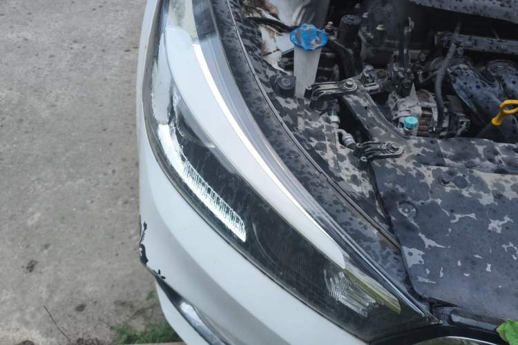 Used Kia K3 2016 1.6L Automatic GL Right Front Headlight