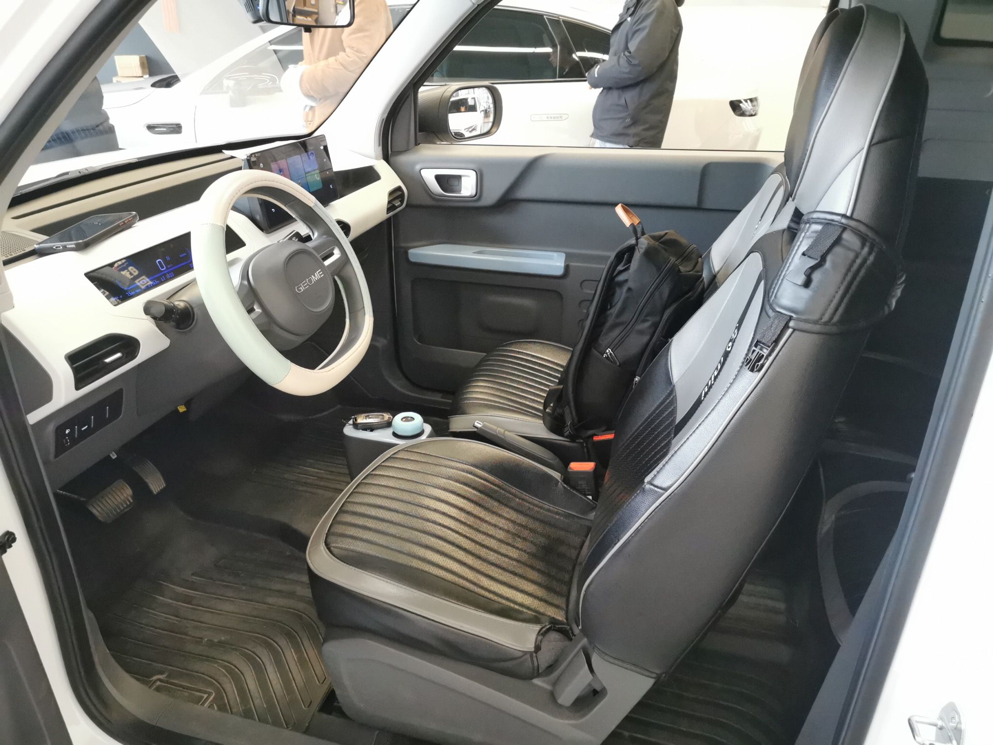 Interior delantero