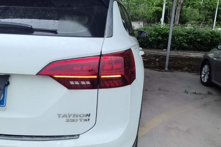 Used Volkswagen Tayron 2019 330TSI Two-Wheel Drive Luxury Model China VI Standard Right Rear Taillight
