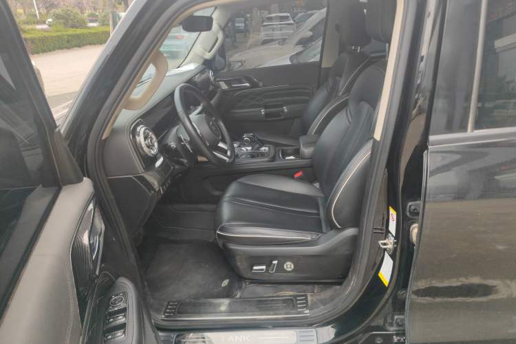 Used Tank 300 2023 City Edition 2.0T—Stylish as Ever
