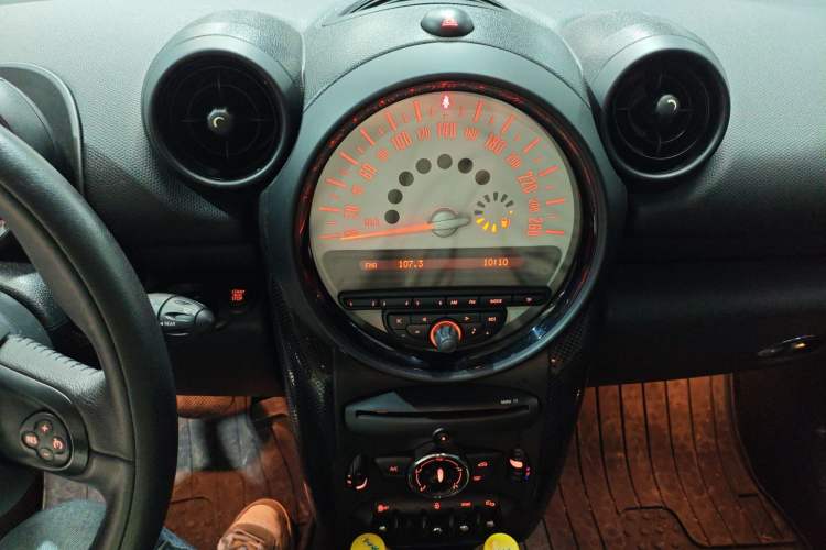 Used MINI Countryman 2014 1.6L COOPER Fun
