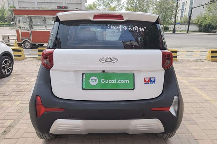 Used Chery QQ Little Ant 2021 150 000 Yuan "Ant Fan" Edition New Ant Cool Version Lithium-Ion Battery Rear