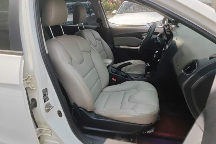 Used GAC Trumpchi GA3S Vision 2014 1.6L Automatic Luxury ESP Version