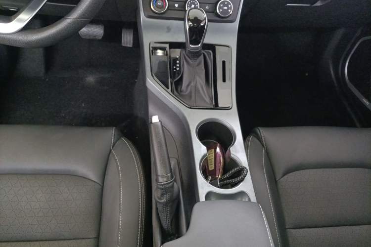 Used Geely Auto Emgrand 2021 UP 1.5L CVT Comfort Model Gear Lever