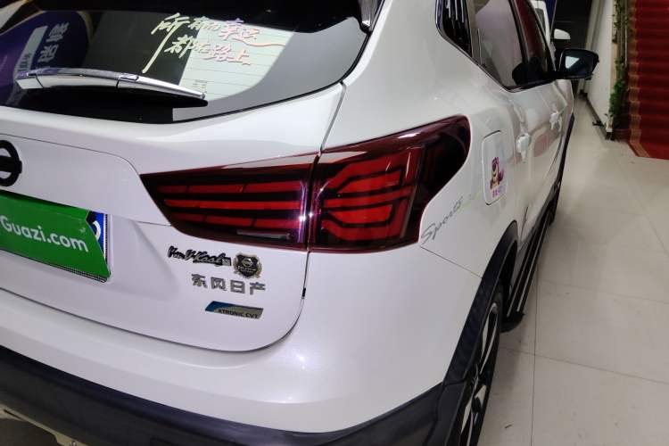 Used Nissan Qashqai 2017 2.0L CVT Luxury Edition China V Standard Right Rear Taillight