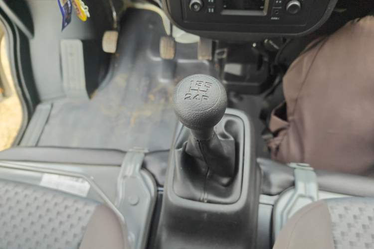 Used Wuling Zhiguang 2023 1.5L Practical Version 5/7 Seats