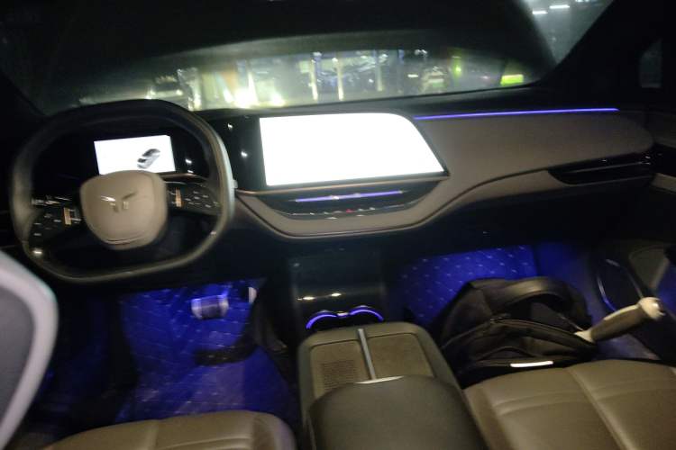 Used Hongqi EH7 2024 690 Pro