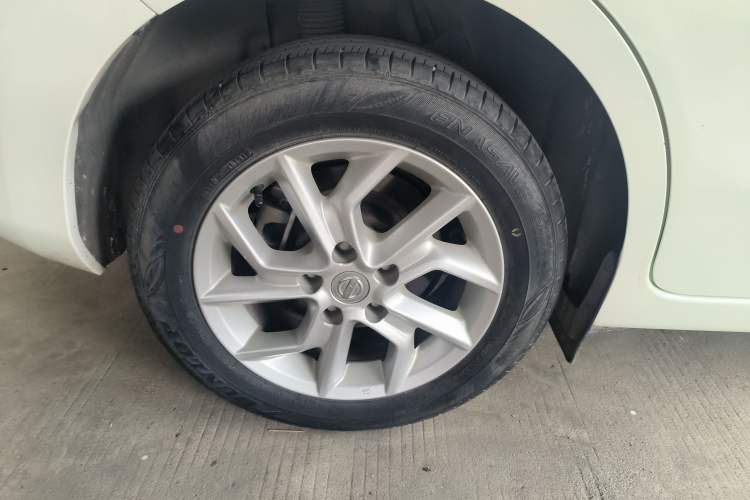 Used Nissan Tiida 2021 1.6L CVT Cool Edition