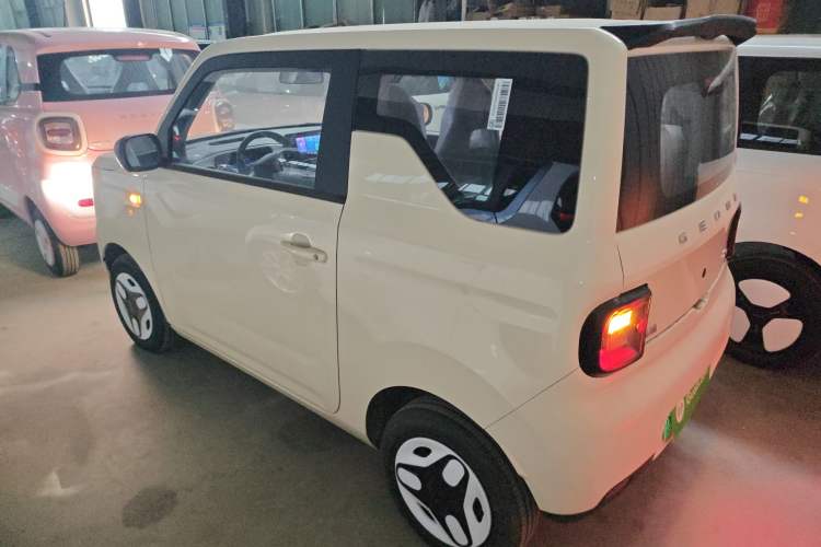 Used Geely Galaxy Panda 2025 210 km – Yuanqi Bear Exterior 2