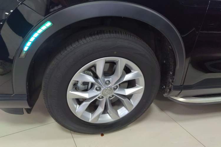 Used Honda CR-V 2023 240TURBO Two-Wheel-Drive Luxury Version 5 Seats
