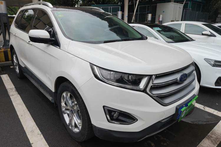 Used Ford Edge 2016 EcoBoost 245 Two-Wheel-Drive Titanium 7-Seater
