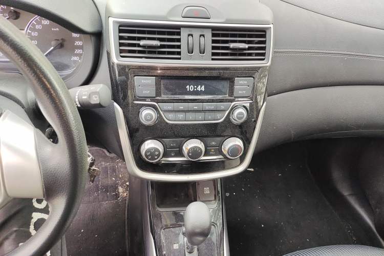 Used Nissan Tiida 2019 1.6L CVT Cool Edition China VI Standard