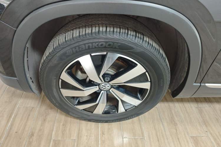 Used Volkswagen Tayron 2022 330TSI Two-Wheel Drive Luxury Smart Connectivity Version
