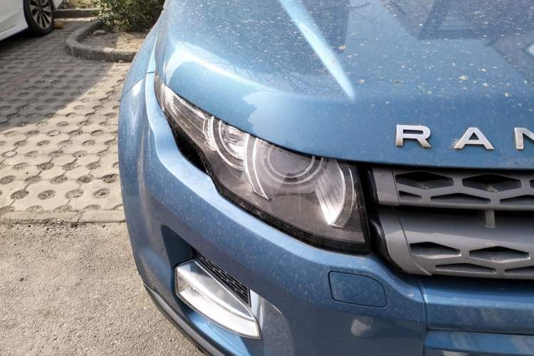 Used Land Rover Range Evoque 2015 2.0T Five-Door Zhiyao Edition Right Front Headlight