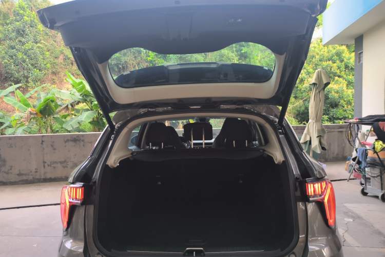 Used Lynk & Co 01 2021 2.0TD Two-Wheel-Drive Pro Trim