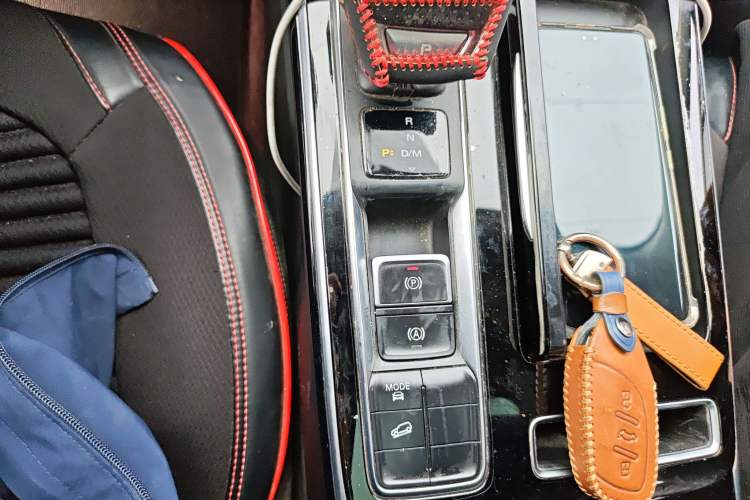 Used Roewe RX5 MAX 2019 300TGI Automatic 4G Connect Luxury Edition