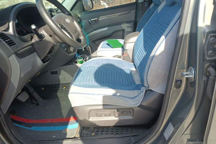 Used Hyundai Santa Fe Classic 2010 2.4 Ultimate Edition 7-Seater Four-Wheel Drive