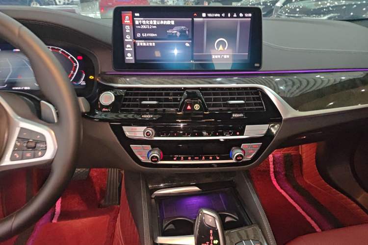 Used BMW 5 Series 2022 Restyled 530Li Leading Edition M Sport Package
