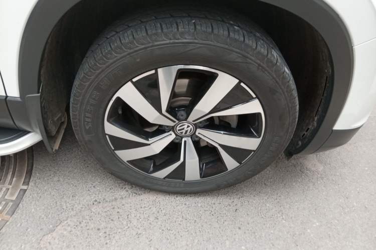 Used Volkswagen Tayron 2021 330TSI Two-Wheel Drive Luxury Connected Version Plus
