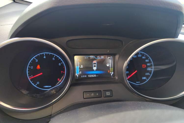 Used BYD Yuan 2016 1.5L Manual Luxury Version
